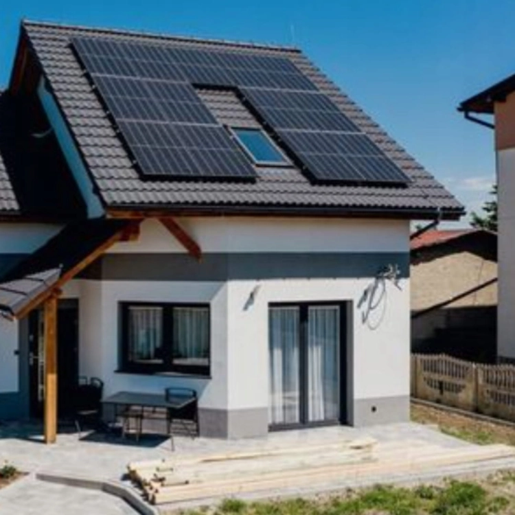 Kompletna Konstrukcja Fotowoltaiczna Na Blachodachówkę - 8 Paneli Solarnych